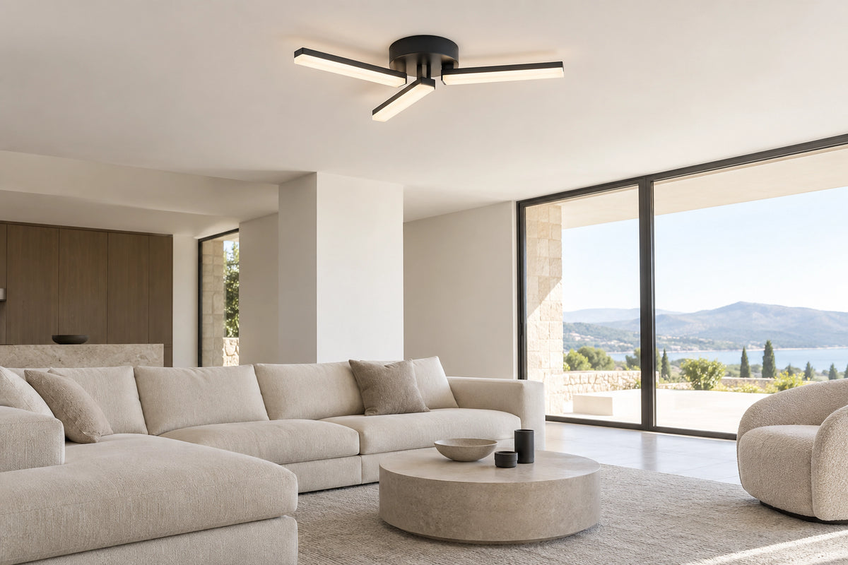 Plafonnier salon moderne dans un salon lumineux, sous une lumière naturelle
