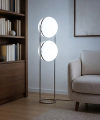 Lampadaire à deux boules opalines sur arceau