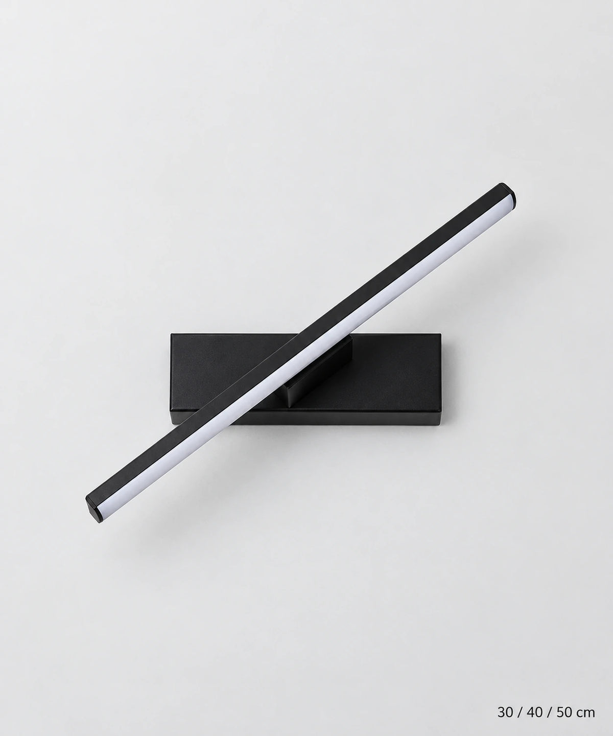 Applique murale LED orientable noire, avec les longueurs de 30, 40 et 50 cm