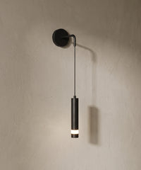 Applique murale tube suspendu noire, cylindre LED au bout d'un câble fin