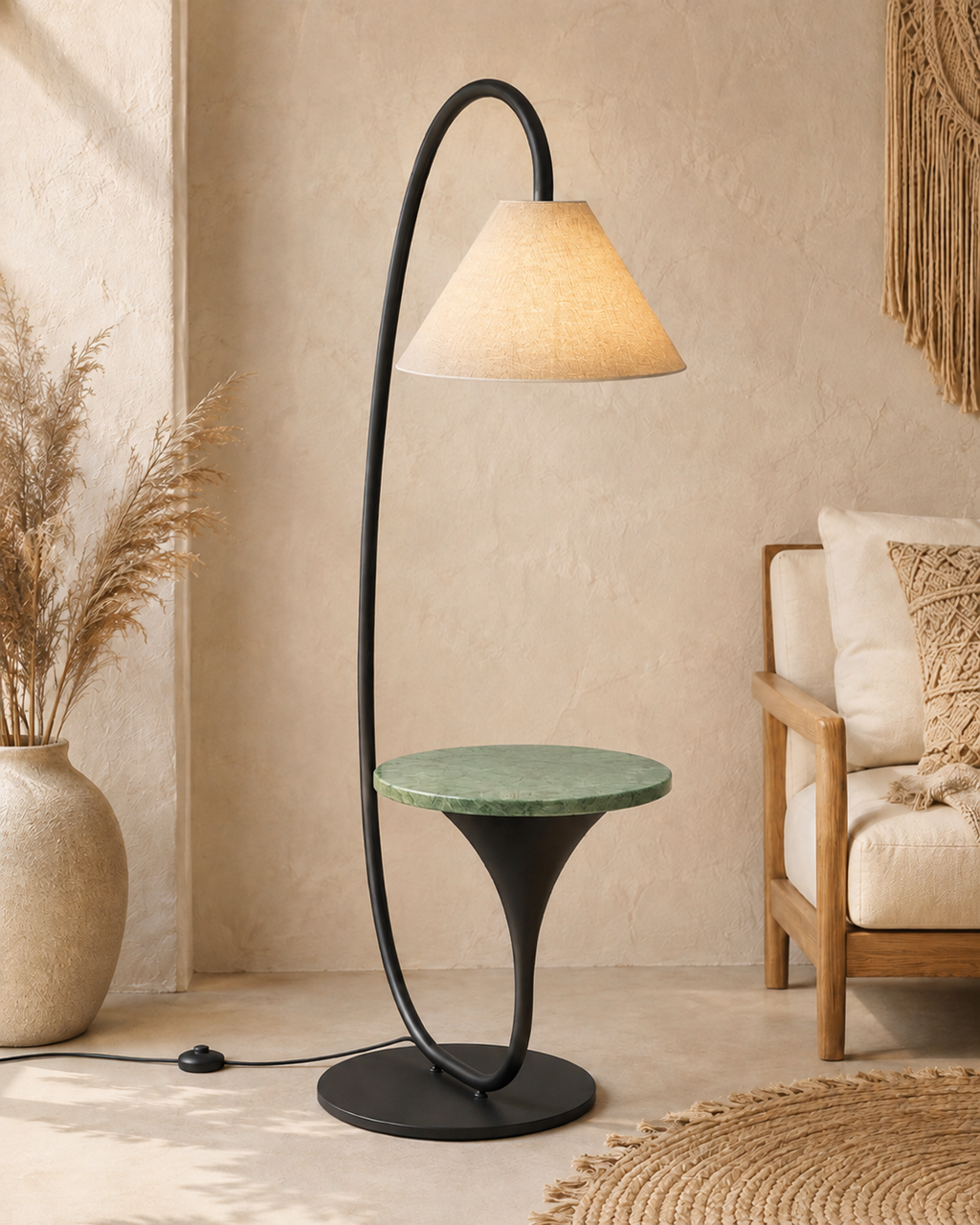 Lampadaire arc avec tablette intégrée