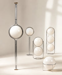 Le lampadaire boule opaline parmi les luminaires de la même famille, globes blancs