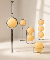 Le lampadaire sol plafond boule opaline et les lampes de la même famille, globes jaunes
