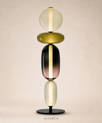 Lampe à poser à boules de verre empilées, version 4 boules, accord B