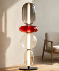 Détail de la lampe à poser à boules de verre, verre soufflé teinté dans la masse