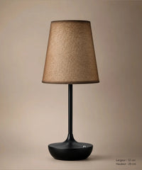 Lampe de table sans fil noire à abat-jour en tissu, vue de face avec dimensions