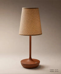 Lampe de table sans fil marron à abat-jour en tissu, vue de face avec dimensions