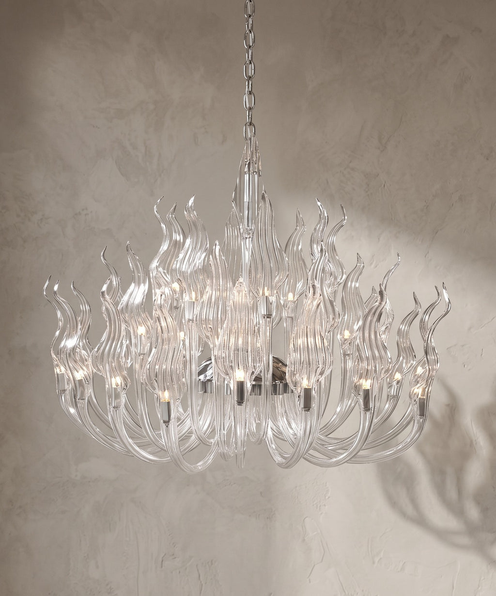 Lustre à bras en cristal transparent en forme de flammes, chaîne à maillons et monture chromée