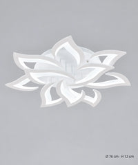 Plafonnier lotus blanc à 10 pétales, dimensions indiquées de 76 cm de diamètre et 12 cm de hauteur