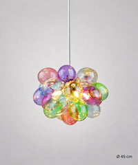Suspension en verre multicolore 24 bulles, diamètre 45 cm, sur fond studio