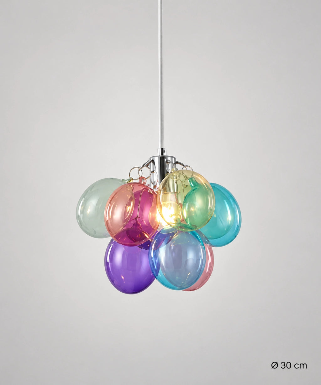 Suspension en verre multicolore 9 bulles, diamètre 30 cm, sur fond studio