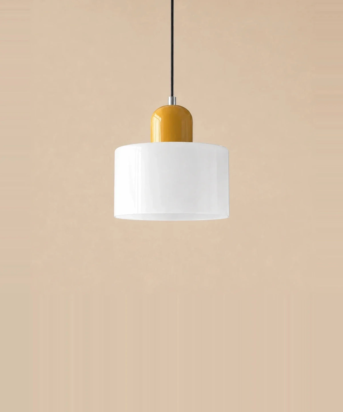 Suspension cylindre en verre blanc opalin et culot jaune moutarde laqué