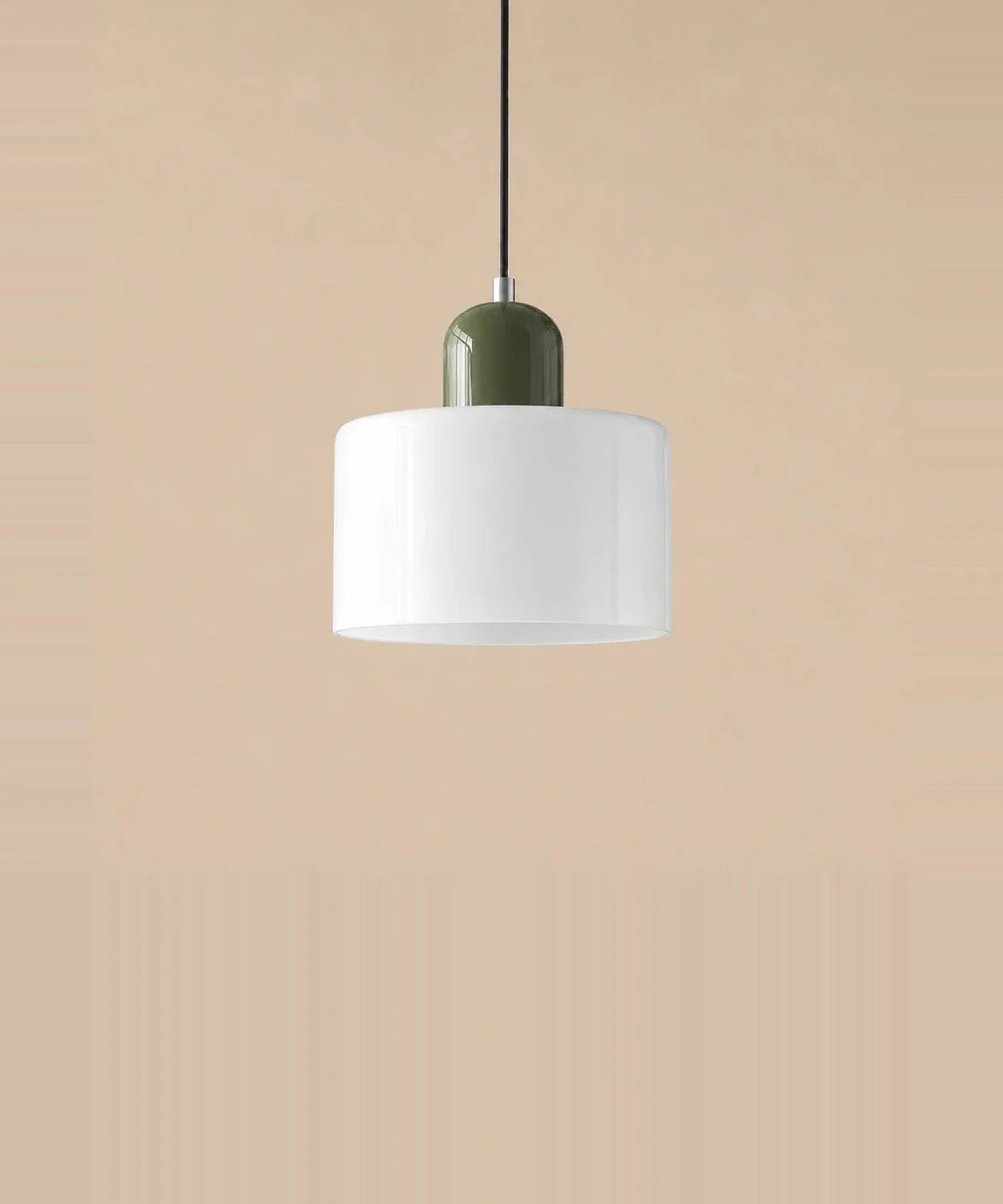 Suspension cylindre en verre blanc opalin et culot vert sauge laqué