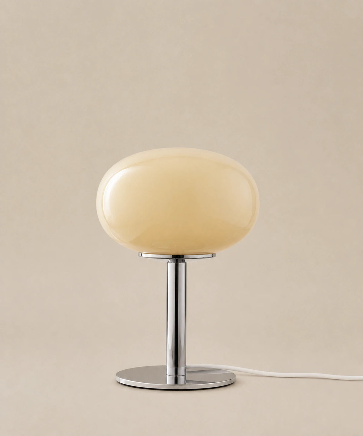 Lampe de chevet en verre soufflé, finition crème, éteinte
